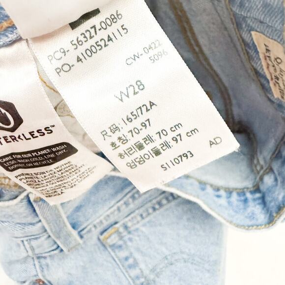 Levi's 501 Button Fly Denim Jeans Cutoff Raw Hem Size 28 - Picture 3 of 6